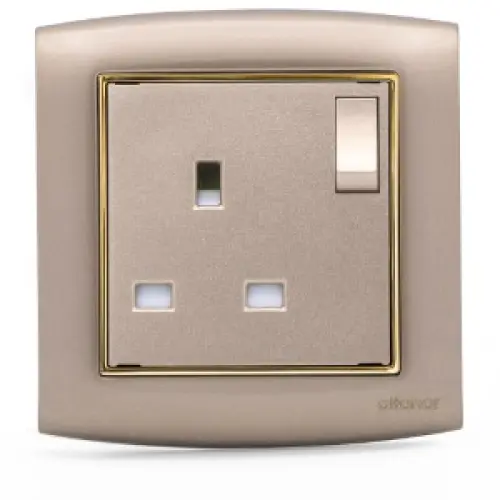 فيش أمنية الفنار مع مفتاح ولمبة 7×7 - 13 أمبير ذهبي مع اطار ذهبي